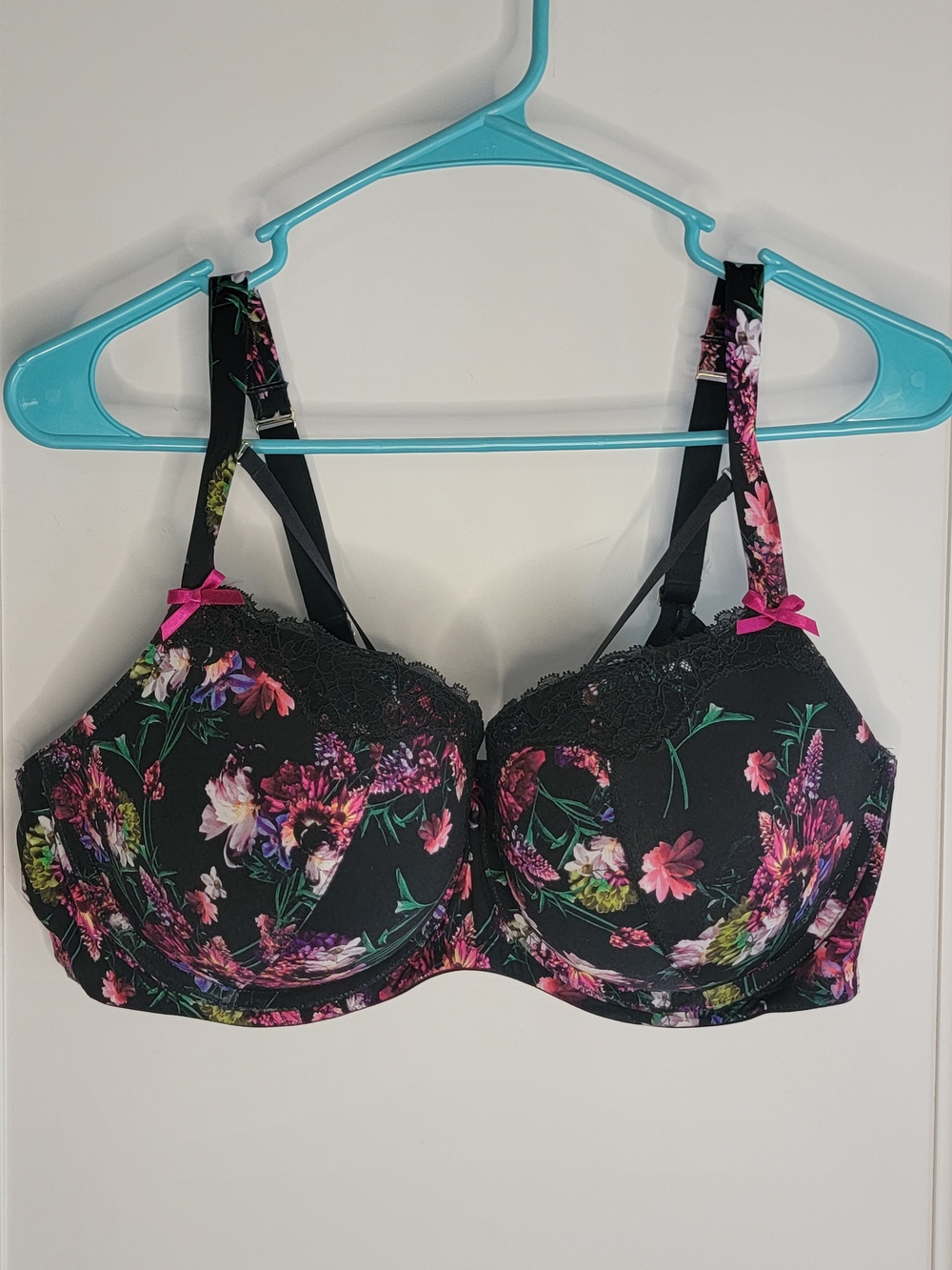 Lane Bryant Black Bra Eith Floral Print NWOT